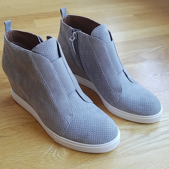 linea wedge sneaker